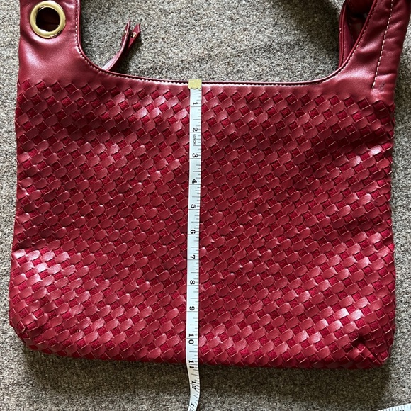 Pritzi Woven Leather Red Hobo Shoulder Tote Satchel Hand Bag Purse Zip Closure - Picture 11 of 13